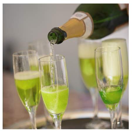 Green champagne
