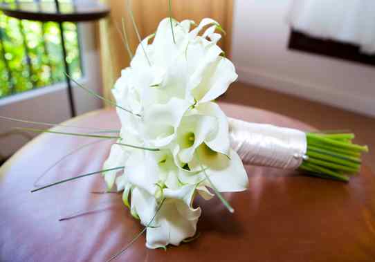 White calla lily bridal bouquet