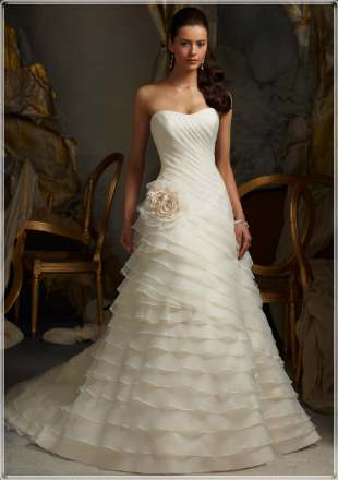 Tiered organza wedding dress