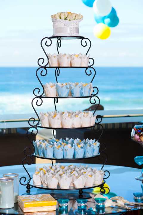 Blue and Yellow Wedding Cake