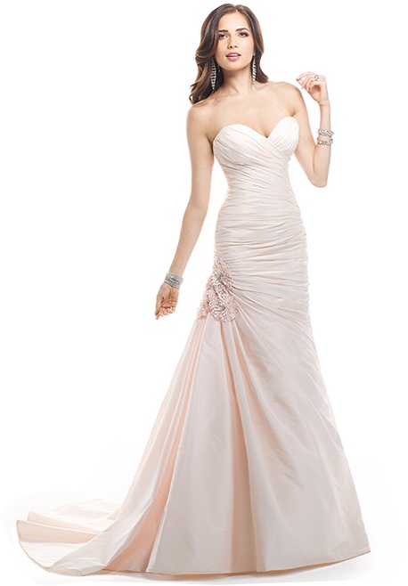 Cream wedding gown - build a calla bouquet